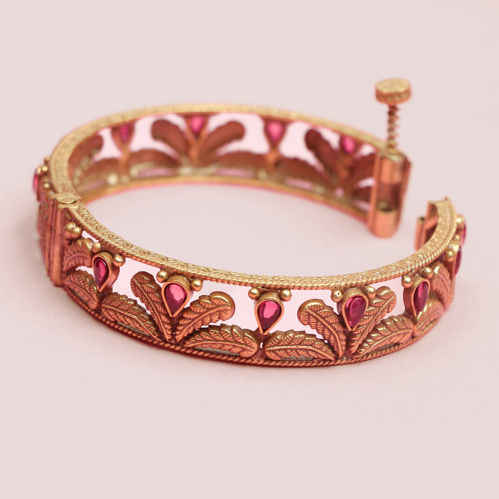 Amour Ruby Leaf Bangle