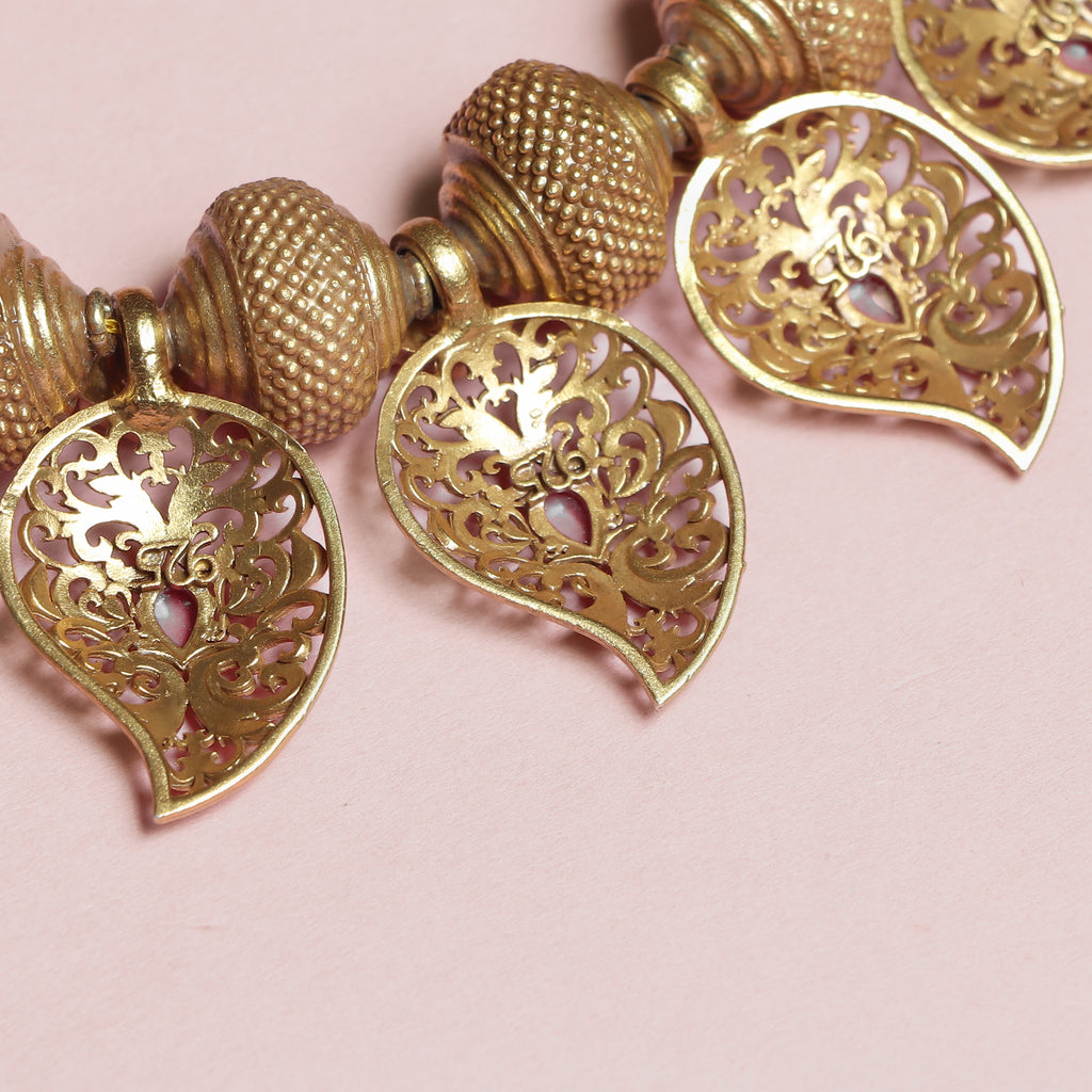 Mangalya Gold Leaf Necklace