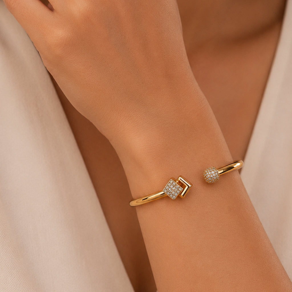 Opaline Elegance Bracelet