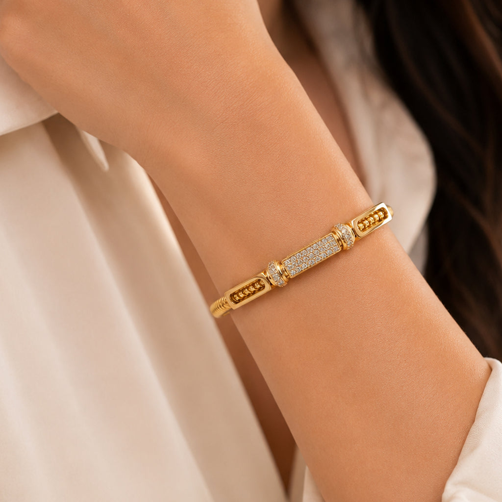 Regal Radiance Openable Bracelet