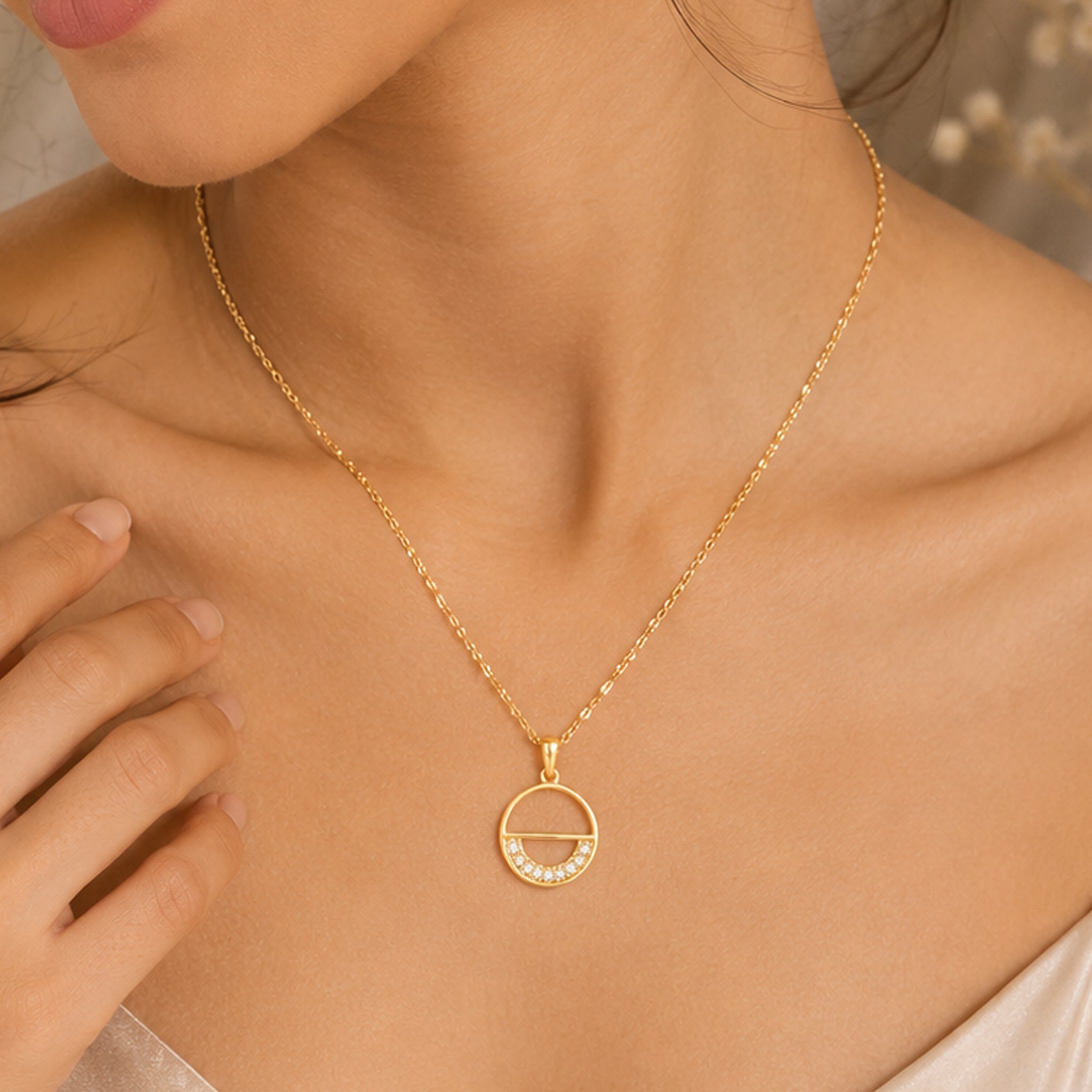 Nova Glow Necklace