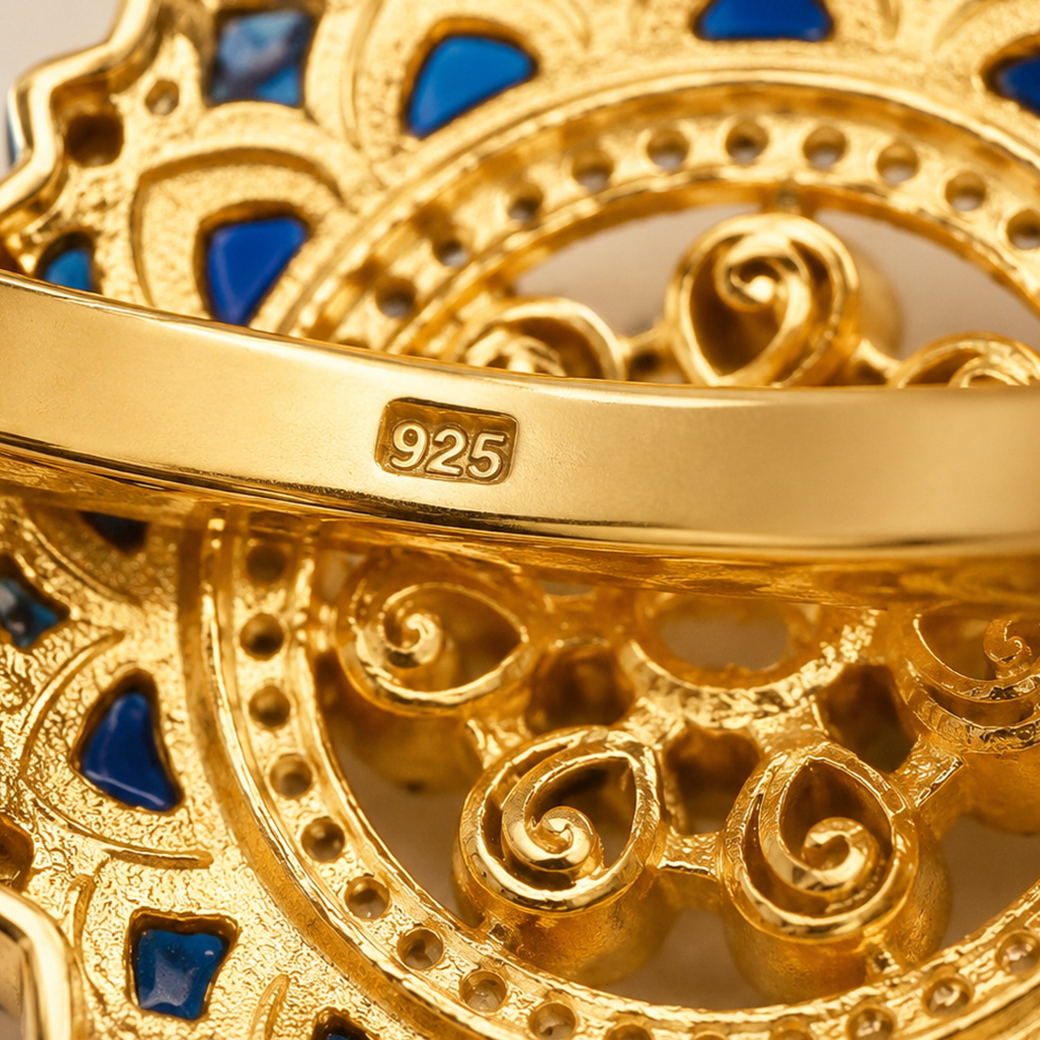 Noor-e-Neel Ring