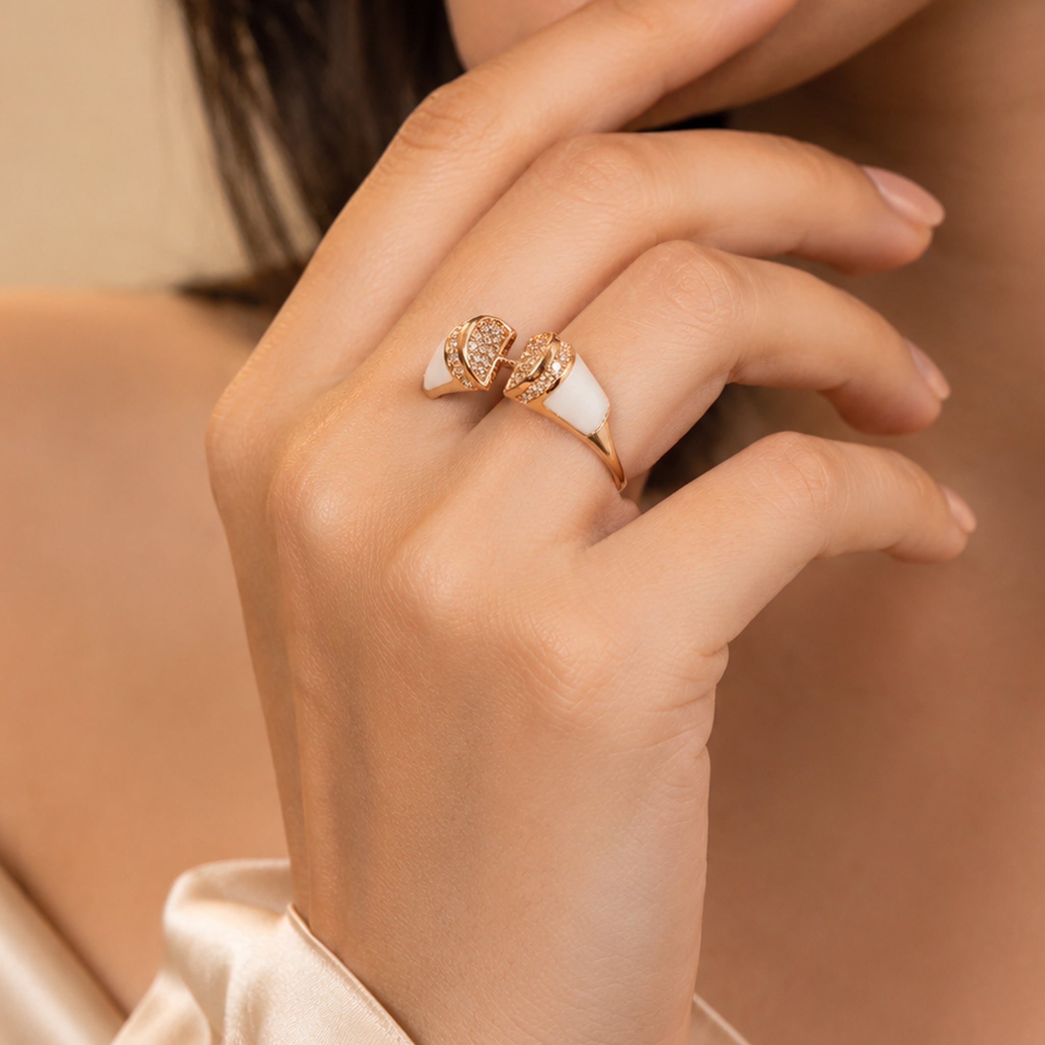 The Bond Ring