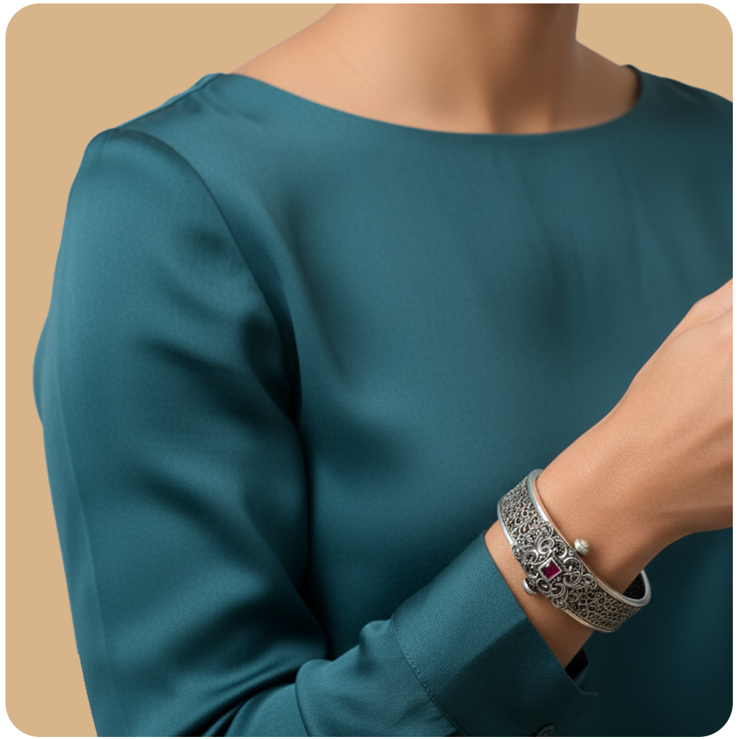 Intricate Jali Classic Bangle