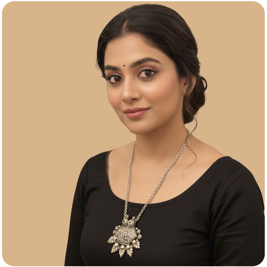 Nakshi Leaf Silver Necklace